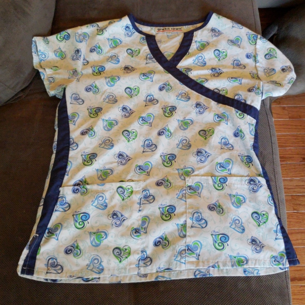 Heart Print Scrub Top